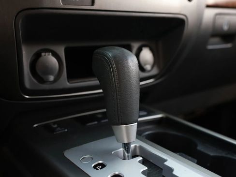 Used 2009 Nissan Armada LE image 38