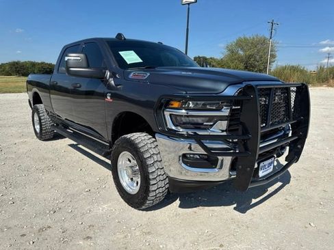 Used 2025 RAM 2500 Tradesman AWD/4WD image 8