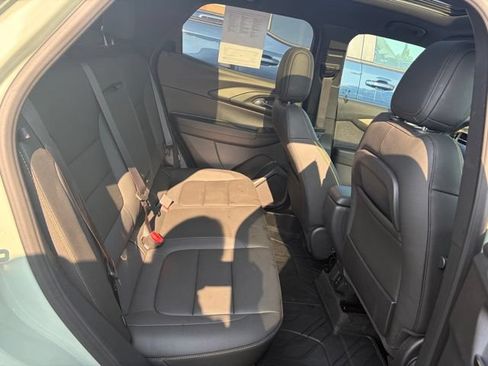 Used 2025 Chevrolet TrailBlazer ACTIV w/ Convenience Package FWD image 28