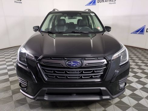 Used 2022 Subaru Forester Limited AWD/4WD image 11
