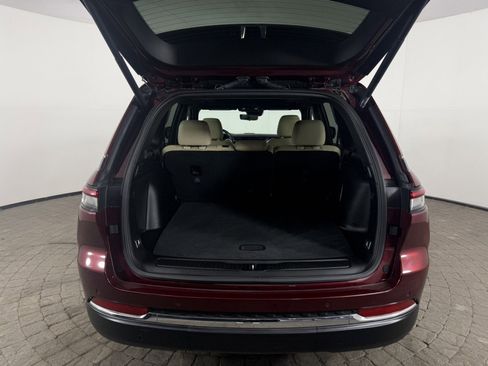 Used 2022 Jeep Grand Cherokee Limited 4xe w/ Luxury Tech Group II image 7