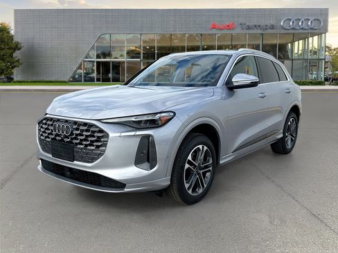 New 2025 Audi Q5 Premium Plus image 7