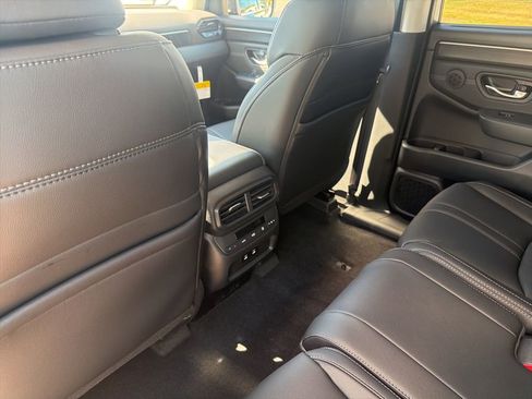 New 2026 Honda Pilot Touring image 18