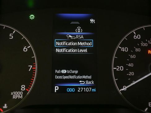 Used 2023 Toyota Corolla SE w/ Carpet Mat Package (TMS) FWD image 39