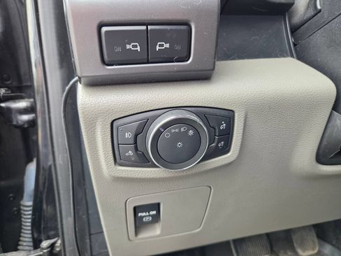 Used 2019 Ford F150 XLT w/ XTR Package AWD/4WD image 12