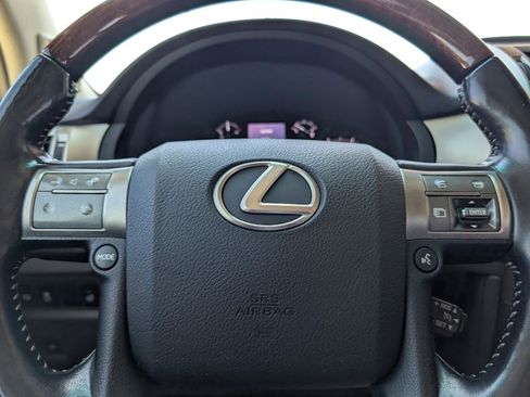 Used 2016 Lexus GX 460 Luxury w/ Preferred Accessory Package AWD/4WD image 14
