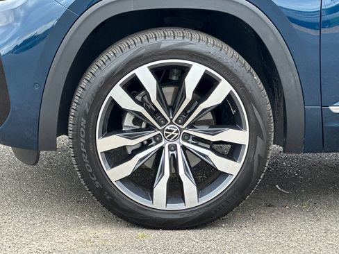 Used 2023 Volkswagen Atlas SEL Premium AWD/4WD image 11