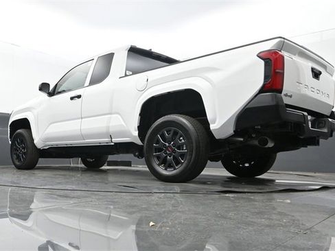 Used 2024 Toyota Tacoma SR image 24