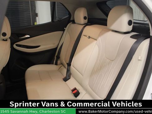 Used 2025 Buick Encore GX Avenir w/ Avenir Convenience Package FWD image 33