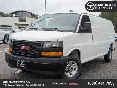 New 2025 GMC Savana 2500