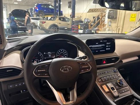 Certified 2023 Hyundai Santa Fe SEL AWD/4WD image 3
