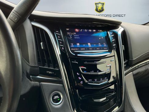 Used 2017 Cadillac Escalade ESV Platinum image 13