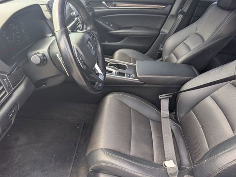 Used 2019 Honda Accord Sport image 9