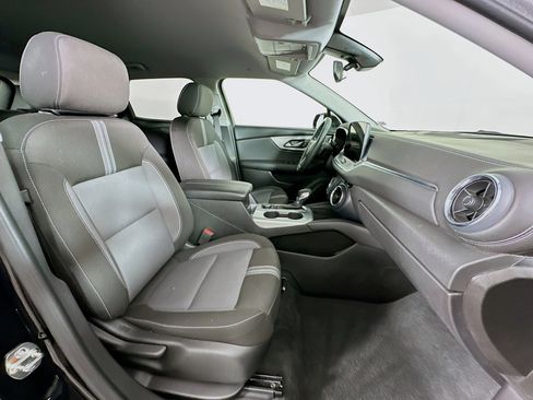 Used 2025 Chevrolet Blazer LT image 29