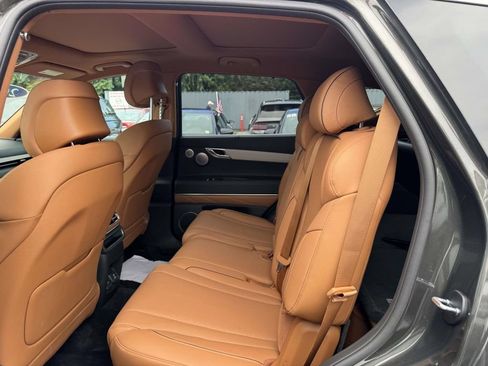 Certified 2026 Genesis GV80 2.5T Advanced AWD/4WD image 12