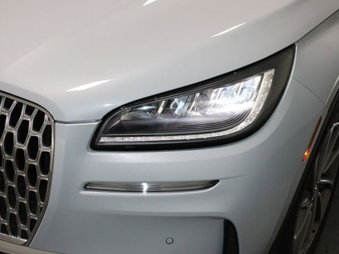 New 2026 Lincoln Corsair Premiere image 60