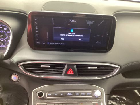 Certified 2023 Hyundai Santa Fe SEL image 18