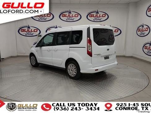 Used 2016 Ford Transit Connect XLT image 6