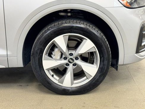 Used 2022 Audi Q5 2.0T Premium Plus w/ Premium Plus Package image 4