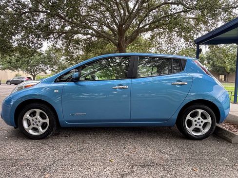 Used 2012 Nissan Leaf SL image 2