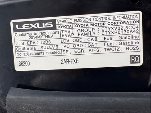 Used 2014 Lexus ES 300h w/ Luxury Package w/Bamboo Trim FWD image 28