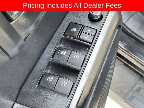 Used 2016 Toyota Tacoma SR5 w/ Towing Package RWD image 16