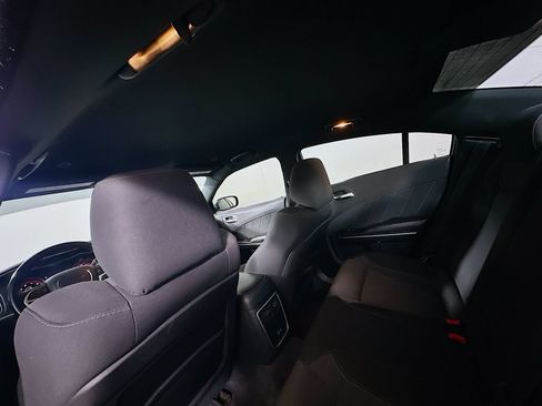 Used 2017 Dodge Charger R/T RWD image 10