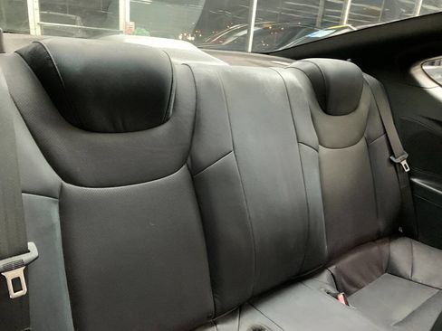 Used 2011 Hyundai Genesis 3.8 image 19