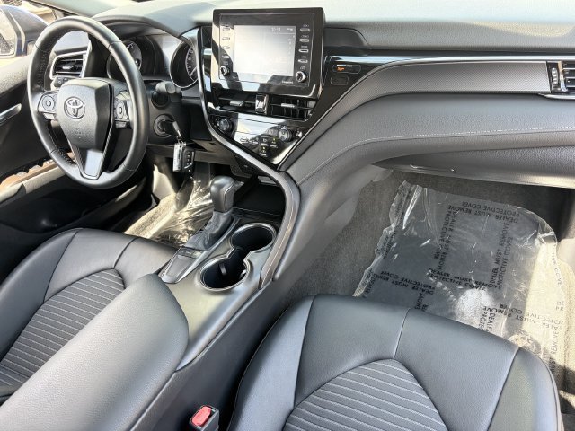 Used 2024 Toyota Camry SE FWD image 13