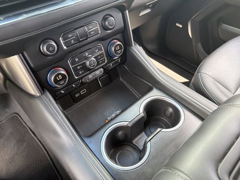 Used 2022 Chevrolet Tahoe LT RWD image 16