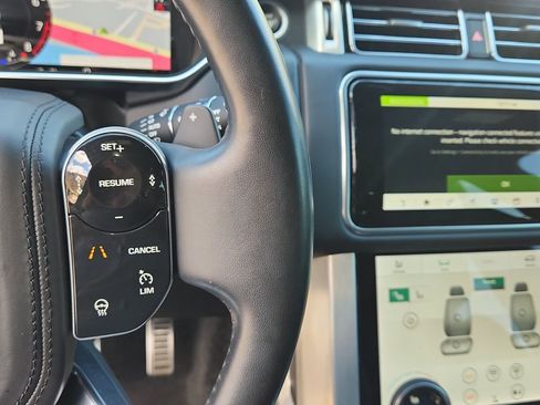 Used 2021 Land Rover Range Rover Westminster Edition image 21