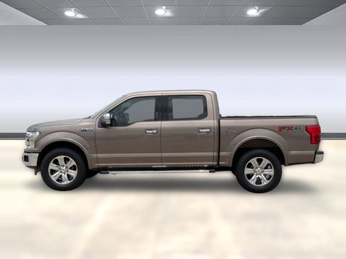 Used 2018 Ford F150 Lariat w/ Equipment Group 502A Luxury AWD/4WD image 2