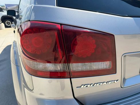 Used 2017 Dodge Journey Crossroad FWD image 71
