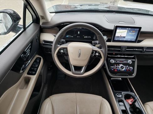 Used 2021 Lincoln Corsair Reserve w/ Elements Package image 25