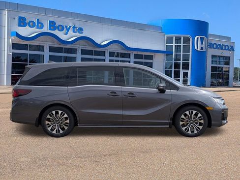 New 2026 Honda Odyssey Elite image 6