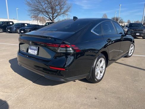 Certified 2025 Honda Accord LX image 5