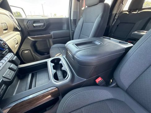 Used 2022 Chevrolet Silverado 1500 RST w/ Convenience Package II RWD image 13
