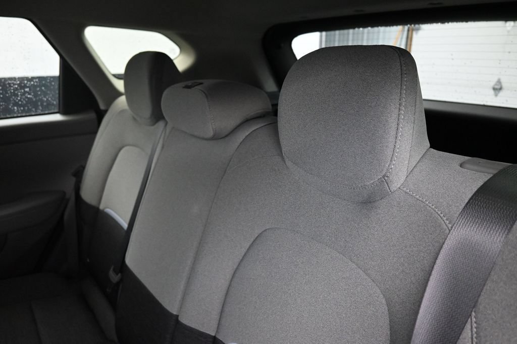 Used 2027 Kia Seltos LX AWD/4WD image 12
