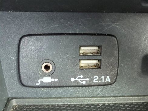 Used 2023 Subaru Crosstrek 2.5i Limited w/ Moonroof Package image 22