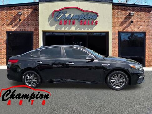 Used 2019 Kia Optima LX FWD image 3