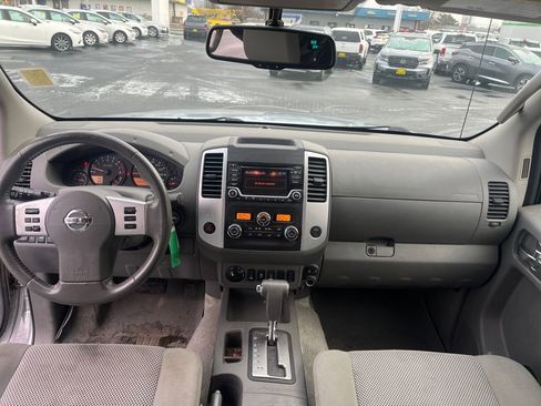 Used 2018 Nissan Frontier SV w/ Value Truck Package image 12