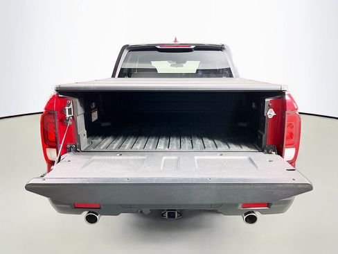 Used 2025 Honda Ridgeline Sport image 10