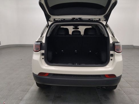 Used 2018 Jeep Compass Limited w/ Navigation Group AWD/4WD image 29