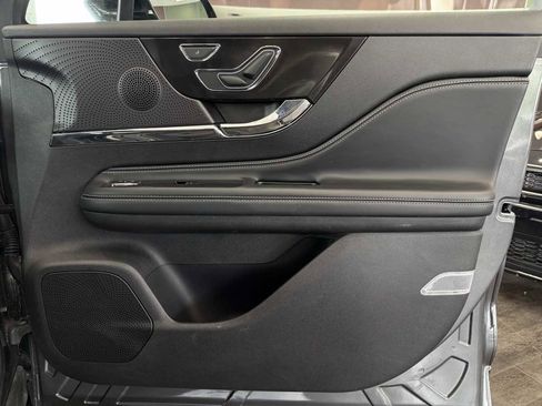 Used 2024 Lincoln Corsair Premiere w/ Equipment Group 101A image 34