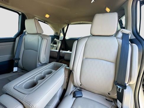 Certified 2024 Honda Odyssey Elite image 25