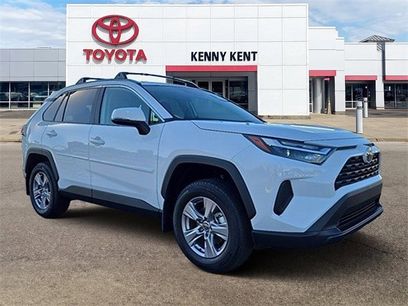 New 2025 Toyota RAV4 XLE