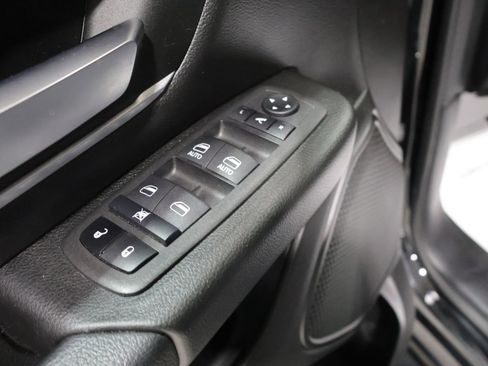 Certified 2023 RAM 1500 Big Horn AWD/4WD image 15