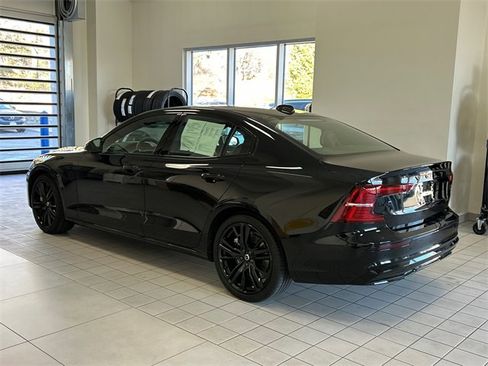 Certified 2024 Volvo S60 T8 Plus image 4