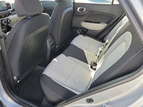 New 2026 Hyundai Venue SEL image 21