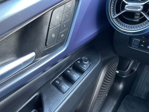 Used 2024 Chevrolet Equinox EV LT image 23